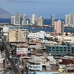 Amunategui 173 Iquique Centro, Ejecutivos
